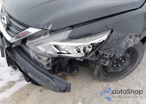 2017 Nissan Altima 2.5 S z USA, uszkodzony, nr VIN 1N4AL3AP7HN360735